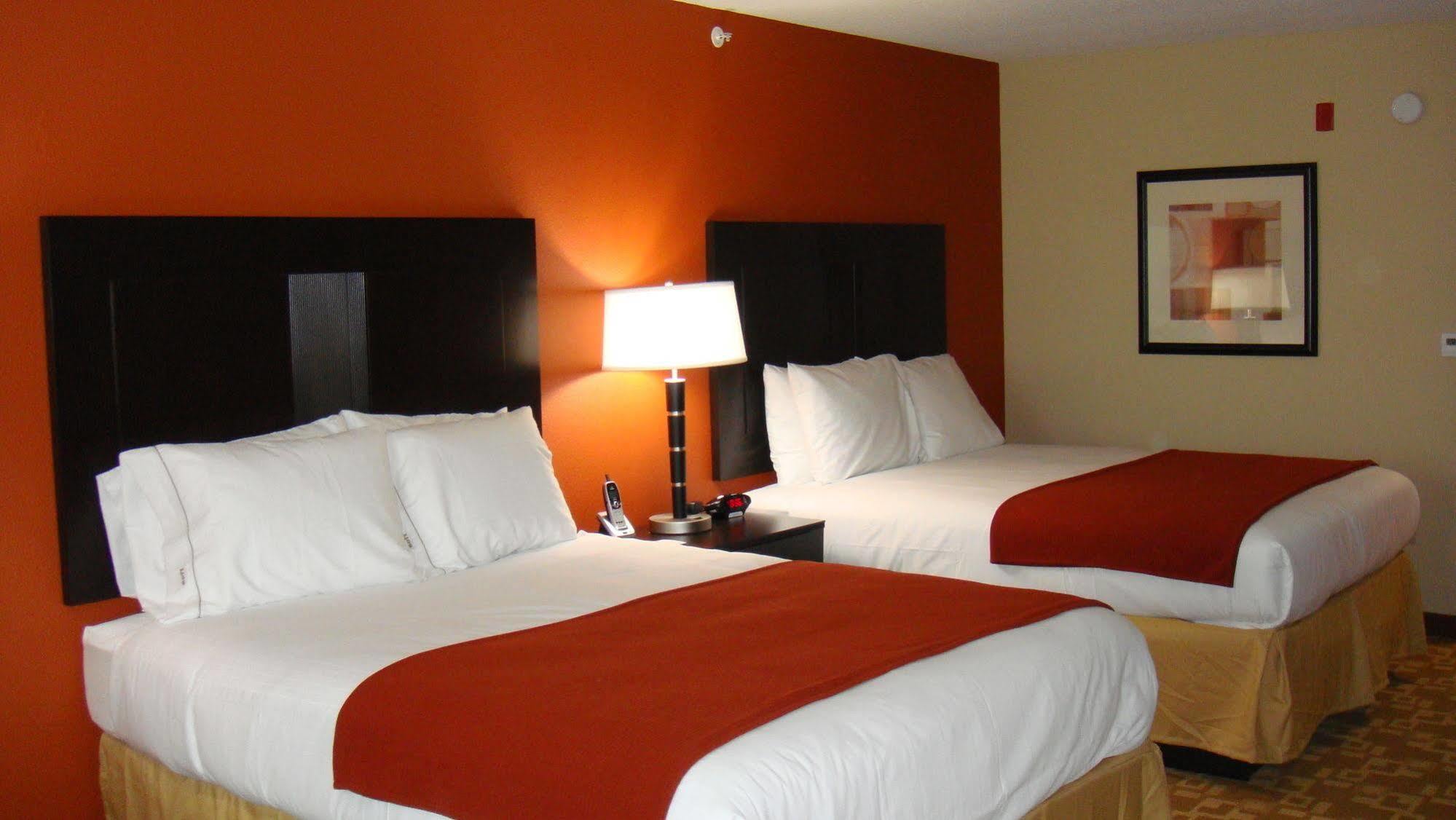 Holiday Inn Express Hotel & Suites Memphis/Germantown, An Ihg Hotel Room photo